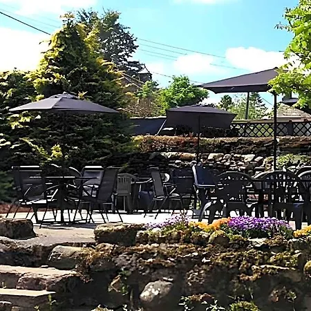 Punch Bowl 3* 彭里斯